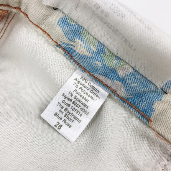 Current/Elliott The Boyfriend Short in 'Blue Rose' - Picture 10 of 16